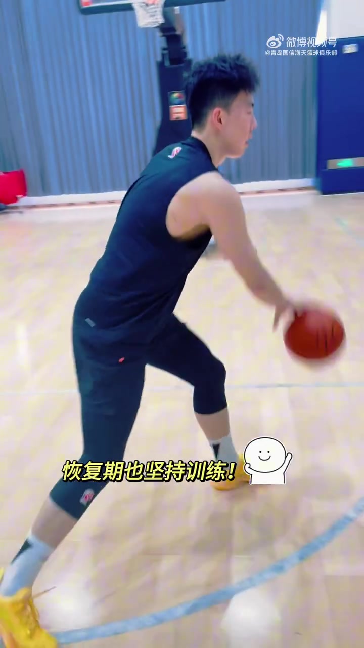 段昂君恢复期也坚持训练 6日11日 加油小伙子们！